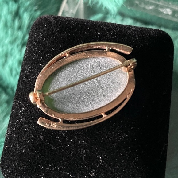 Antique Nephrite Jade 9K Brooch - Picture 5 of 15